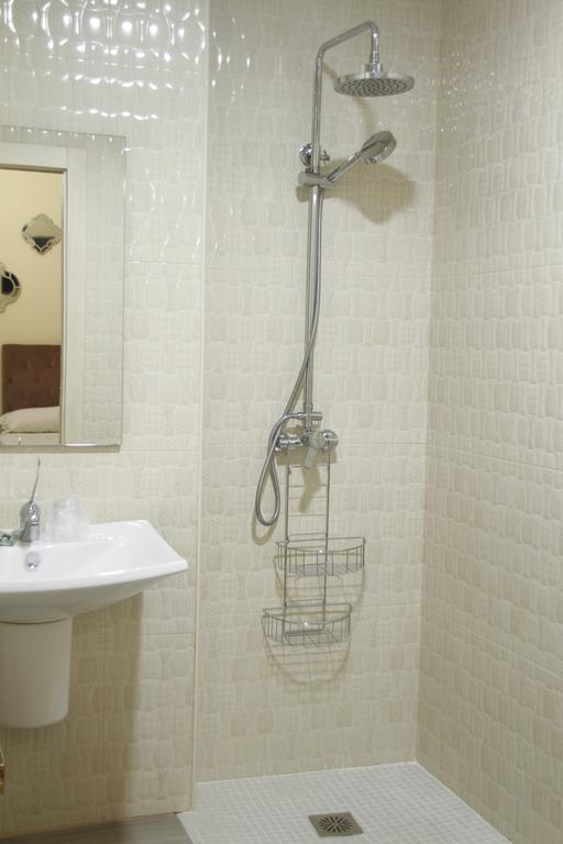 Hostal Flor De Lis- Lojo Hotell Conil De La Frontera Exteriör bild